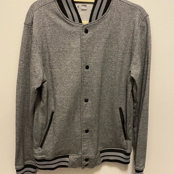 Mens Charles and a Half gray and black snap Varsity jacket size medium. Preowned - Picture 4 of 14